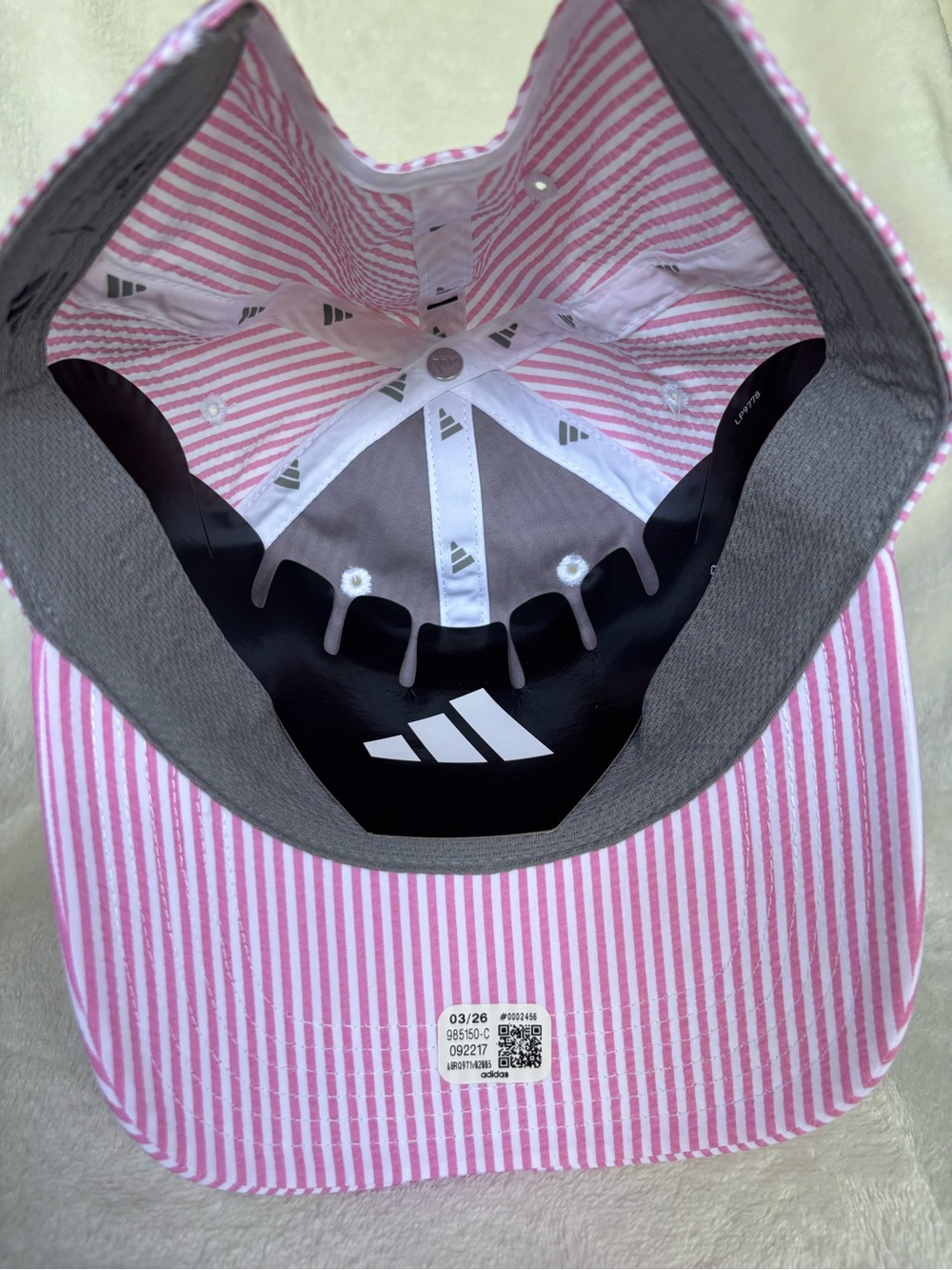 adidas WOMEN'S SEERSUCKER FASHION HAT - Picture 7 of 13